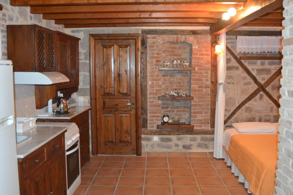 Lesvos Tower House Komninos Sígrion الغرفة الصورة