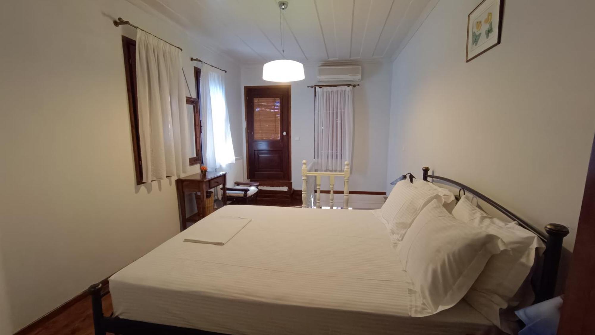 Lesvos Tower House Komninos Sígrion المظهر الخارجي الصورة